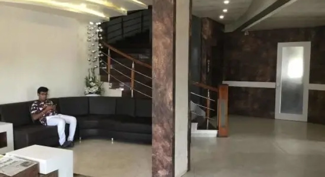 Hotel La Heritage, Rezervovat Hotel Hotely v Gujarat s parkováním, Parkování