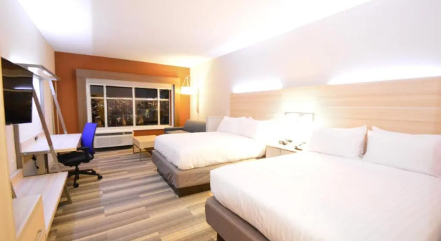 Люкс Holiday Inn Express & Suites Toledo South - Perrysburg by IHG