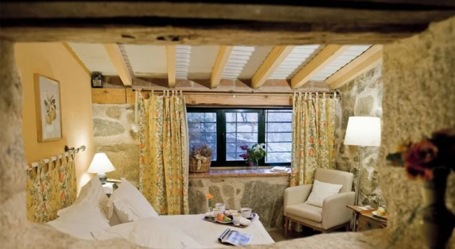Molino de los Gamusinos, Book Hotel Hoteller i Castile and Leon med parkering, Parkering