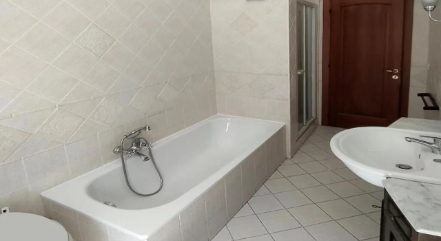 Residenza Cleopatra 3, Забронировать Отель Отели Анконы с парковкой, Парковка