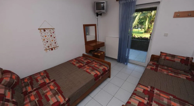 Nefeli Studios, Book Hotel Sikiá Sithonia