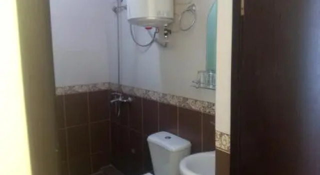 Sakura, Book Hotel Hoteller i Issyk-Kul Region med parkering, Parkering