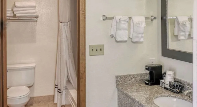 Двухместный номер Standard с видом на горы Ridgeline Hotel at Yellowstone, an Ascend Collection Hotel