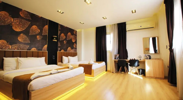 Четырёхместный номер Deluxe с видом на сад Palm Pyramids View Hotel