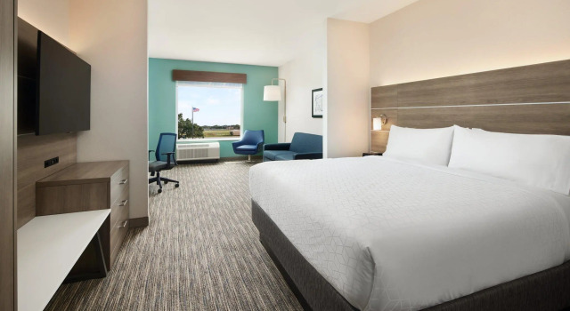 Двухместный люкс Holiday Inn Express & Suites Gulf Breeze - Pensacola Area by IHG