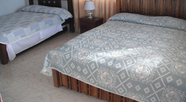 Четырёхместный номер Standard Hotel Posada Enilda