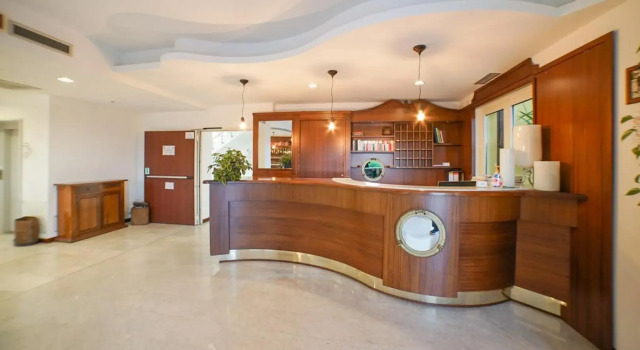 Hotel Nuova Barcaccia, Забронировать Отель Пескьера-дель-Гарда Garda Veneto
