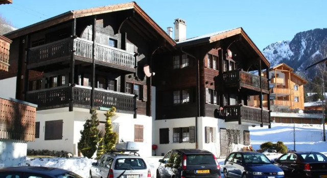 Bachhus Ba1, Boek Hotel Blatten bei Naters 