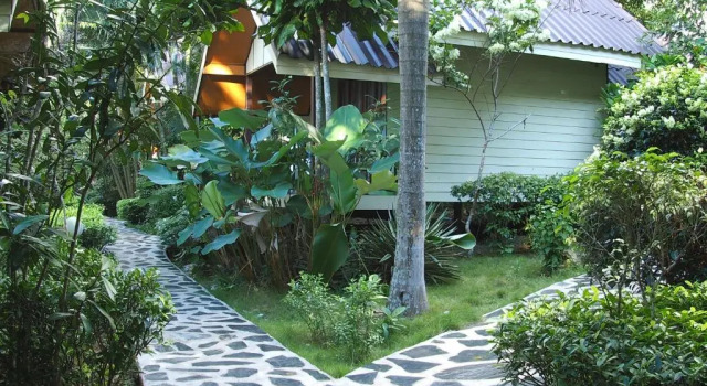Бунгало Koh Chang Bailan Beach Resort