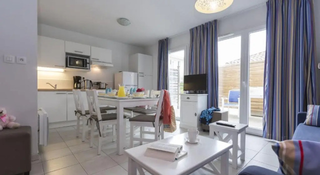 Odalys Le Petit Pont, Rezerwuj Hotel Hourtin Gironde