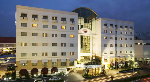 Junior Suite Surabaya Suites Hotel Powered by Archipelago
