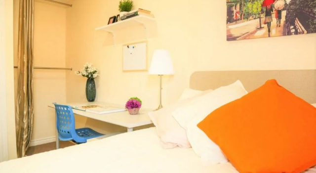 Warwick Home Lisca House, Boek Pension Hotels in West Midlands met parkeren, Parkeren