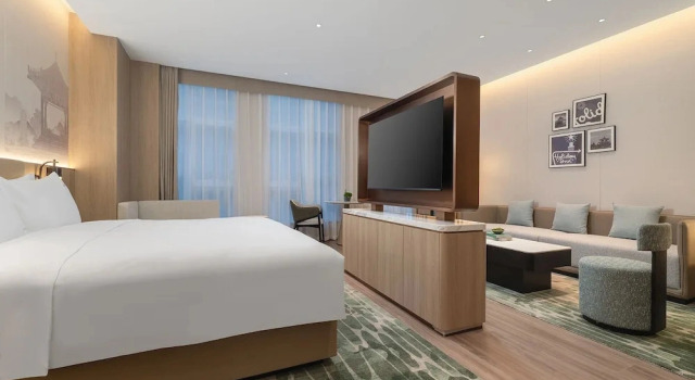 Люкс c 1 комнатой Holiday Inn Jinan Thousand Buddha Mountain by IHG
