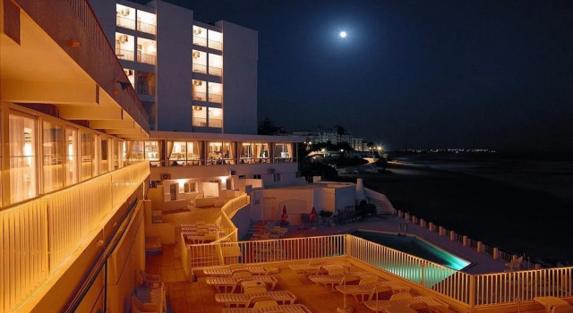 Holiday Inn Algarve, Boek Hotel SPA-hotels in Albufeira, SPA