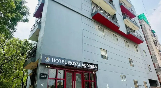 Hotel Royal Address, Забронировать Отель Нойда штат Уттар-Прадеш