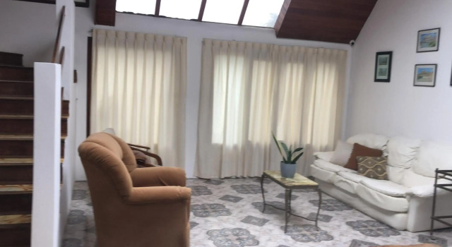 Chalet Gasset, Забронировать Шале Коттеджи провинции Буэнос-Айреса, Коттедж