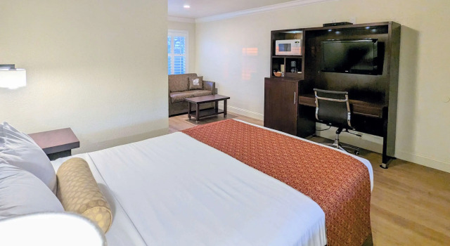Двухместный люкс Clarion Collection Wilkies Inn Pacific Grove - Monterey