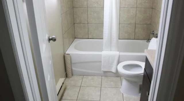 Четырёхместный номер Standard Nights Inn Owen Sound