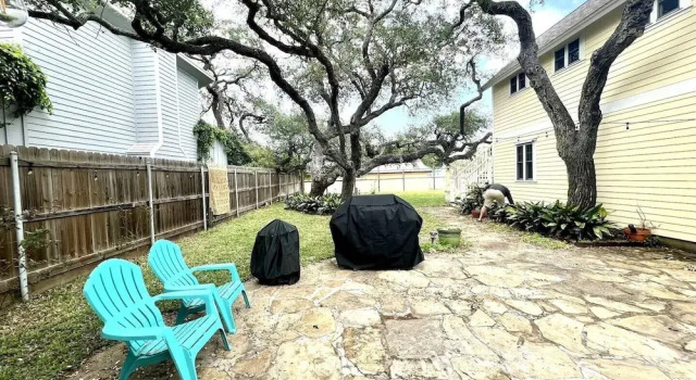 Rockport Bungalow 4 Bedroom Home