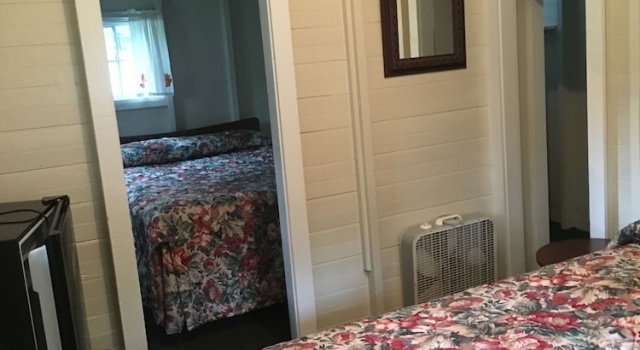 Четырёхместный номер Standard Savoie's Lodging