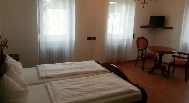 Трёхместный номер Standard Hotel Dorfschenke
