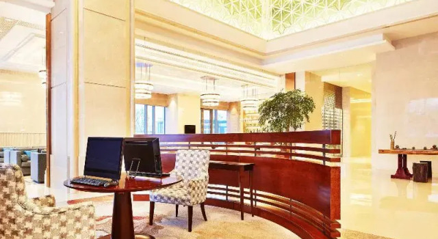 Sheraton Harbin Xiangfang Hotel