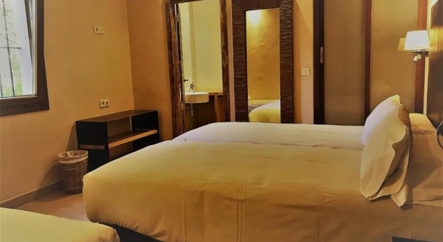 Трёхместный номер Standard Chillout Hotel Tres Mares
