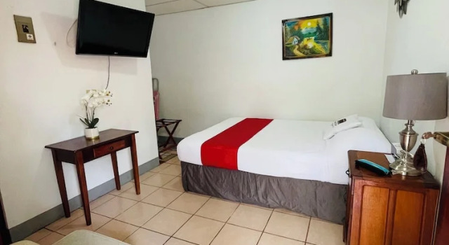 Hostal Clary, Book Hostel / Vandrerhjem Hostels i Leon, Hostel / Vandrerhjem