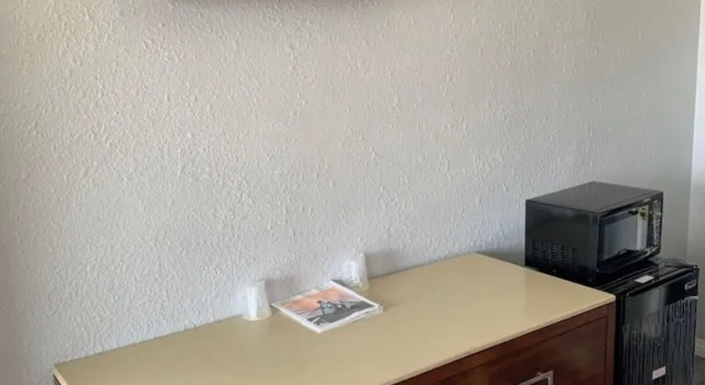 Hi Rise Motel