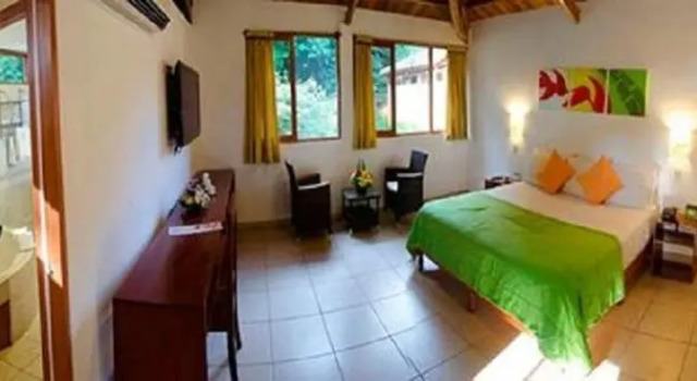 Люкс DM Hoteles Tarapoto