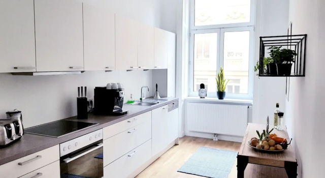 4 Bedrooms Apartment with balcony Belle Epoque