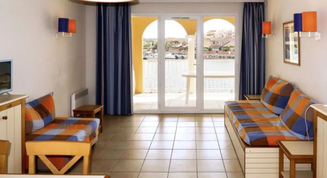 Catalana (LBR802), Rezervovat Hotel Hotely v Corbières s bazénem, Bazén
