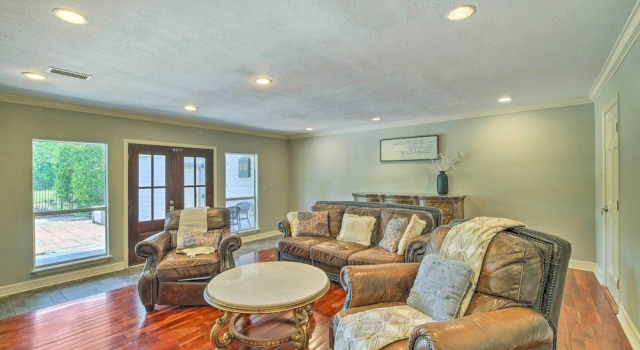 Spacious Houston Home, Day Trip to Galveston!, Rezervovat Rekreační dům Houston Houston