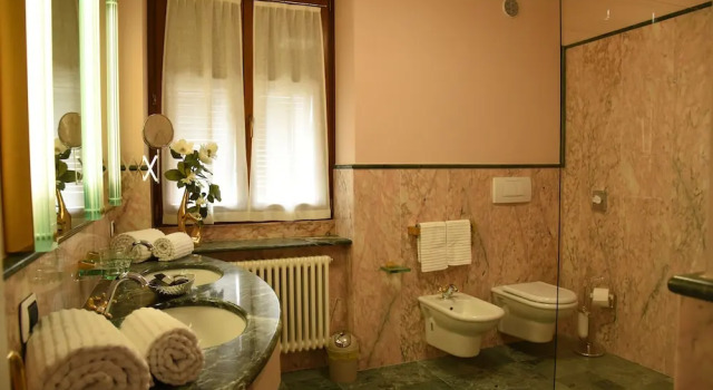 Трёхместный номер Deluxe с видом на горы Villa Quercia Relais & Spa