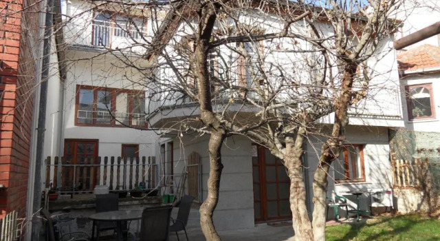 Hostel Oasis, Забронировать Хостел Хостелы Zvezdara, Хостел