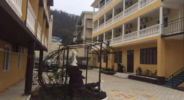 Estella Hotel