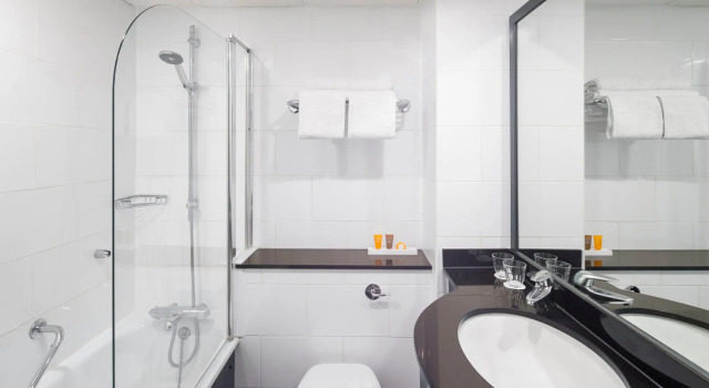 Двухместный номер Standard Holiday Inn Peterborough West by IHG