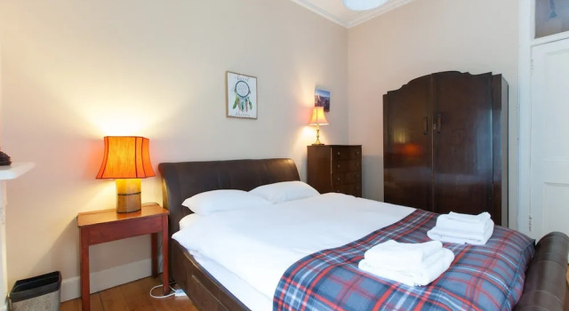 2 Bedroom Central Apartment, Забронировать Апартаменты/квартира Эдинбург Midlothian, рядом с Dean Village