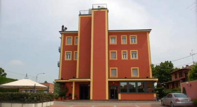 Hotel Aquila, Book Hotel Castelfranco Emilia Emilia-Romagna