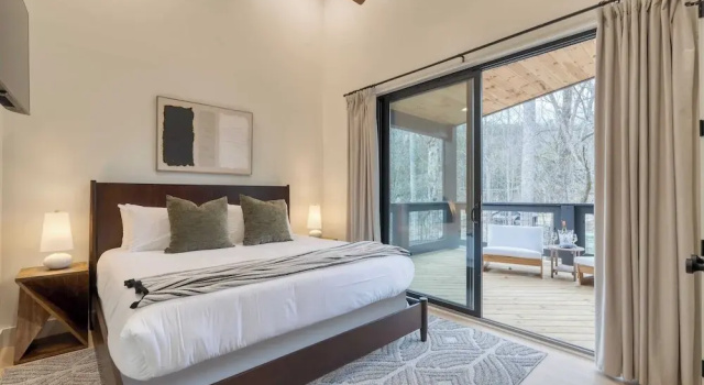 Коттедж Kings Crown by Avantstay Indoor Pool, Hot Tub, Firepit, Theater All-season Retreat