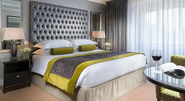 Номер Deluxe Killarney Oaks Hotel