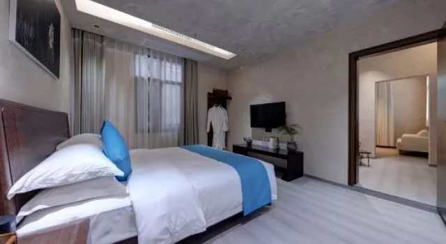 Люкс Phoenix Suiji Xiaoyuan Homestay