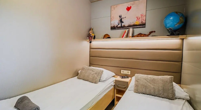 Lakeside Luxury Retreat Mobile Homes With Thermal Riviera Tickets, Book Hotel Hoteller i Posavje med pool, Swimmingpool