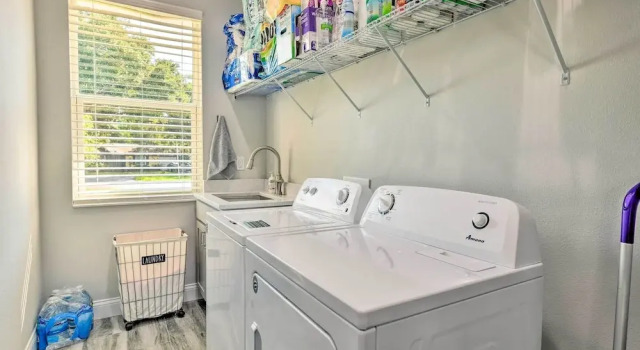 Beautiful Getaway ~ 4 Miles to Venice Beach!, Prenota Casa vacanze Venezia Sarasota Area