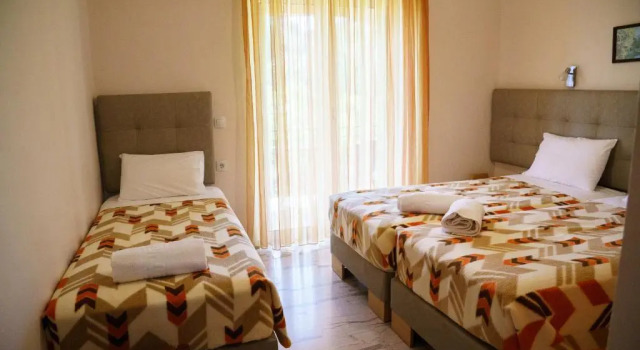 Zotos Rooms, Prenota Hotel Hotel a Preveza con parcheggio, Parcheggio