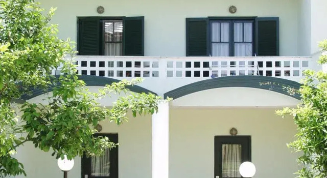 Giannikos Hotel, Book Hotel Paliouri 