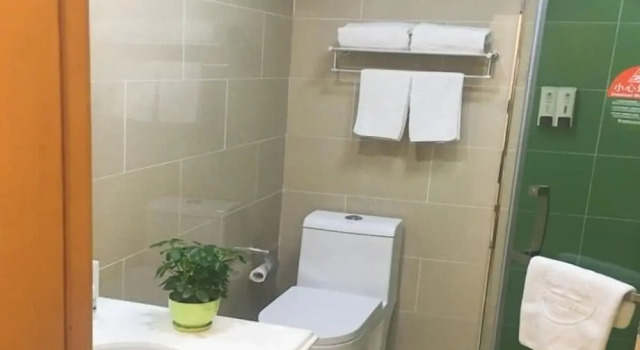 Трёхместный номер Standard GreenTree Inn Fuzhou Eastern Capital Express Hotel