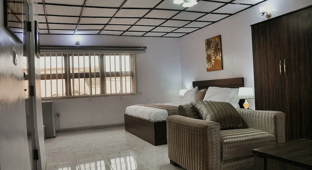 Люкс Executive Jolie Suites