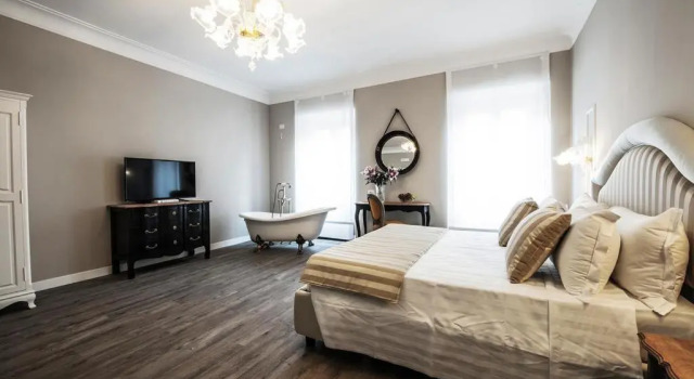 RELAIS56, Забронировать Отель Спанья Рим, рядом с Площадь Фламинио