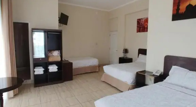 Трёхместный номер Standard Hotel Ganesh